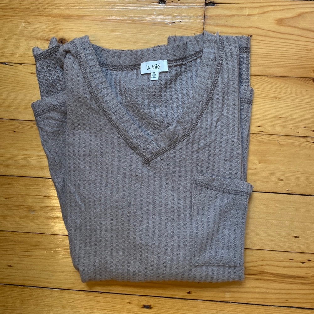 Long sleeve top